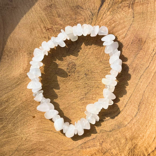 Bracelet baroque en Jade Blanc